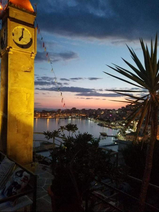 ホテル Vive Mare Sarandë エクステリア 写真